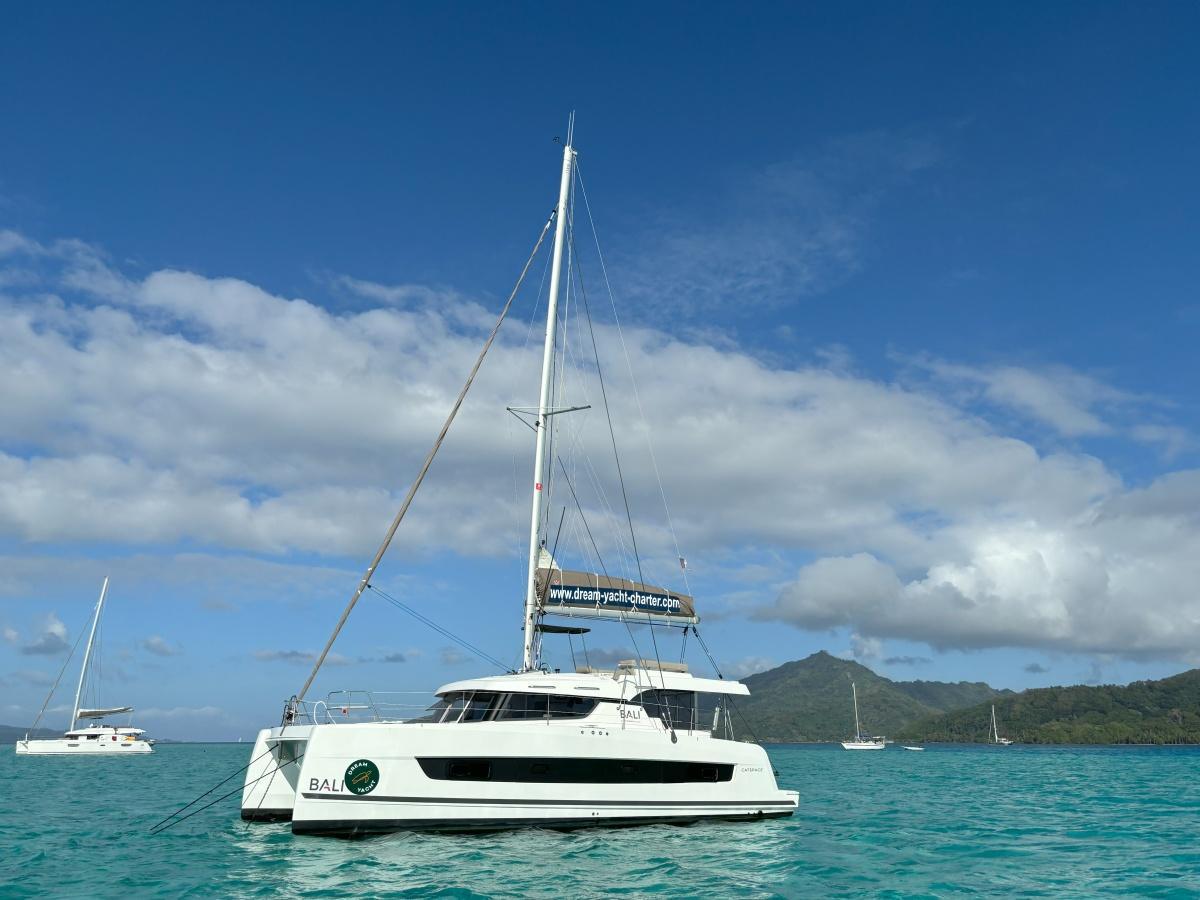 🌴✨Votre escapade en mer avec DREAM YACHT CHARTER! ⛵🌊