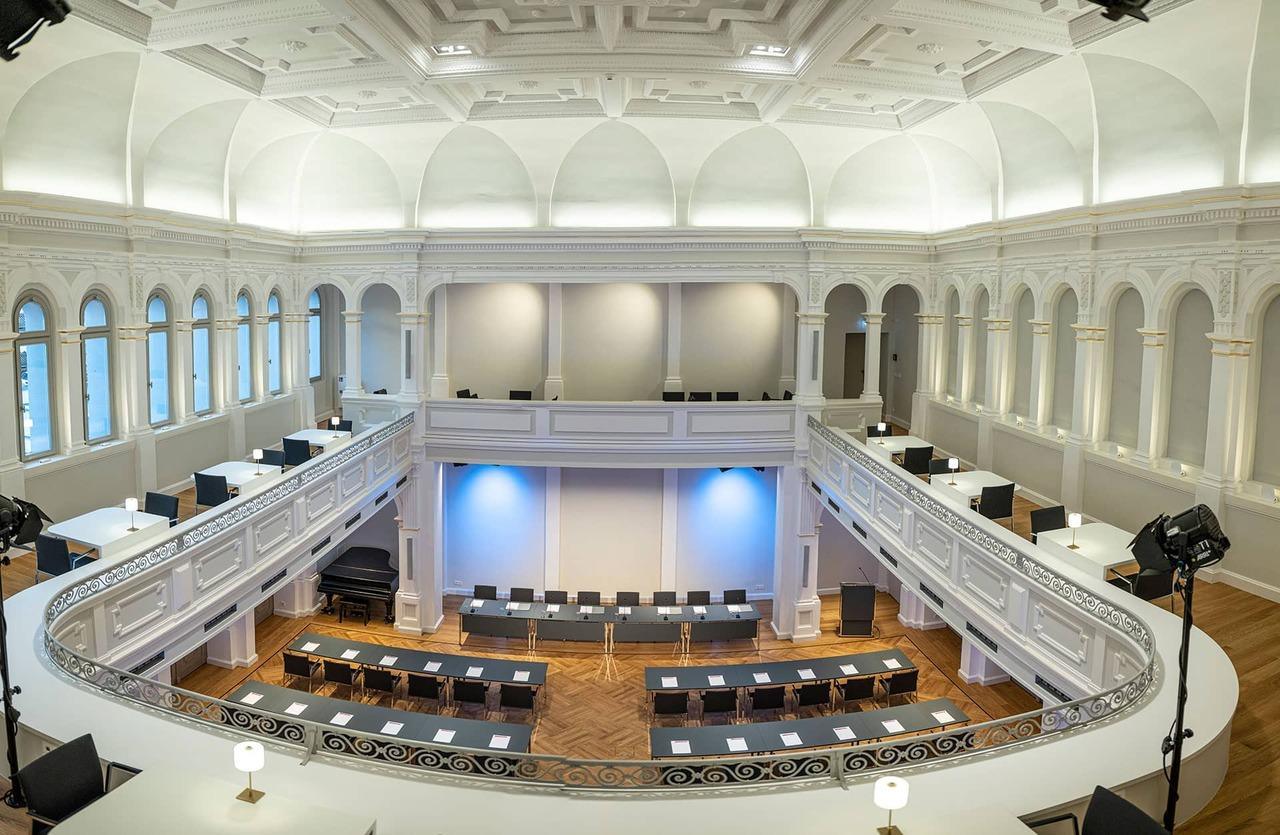 grosser-saal-6