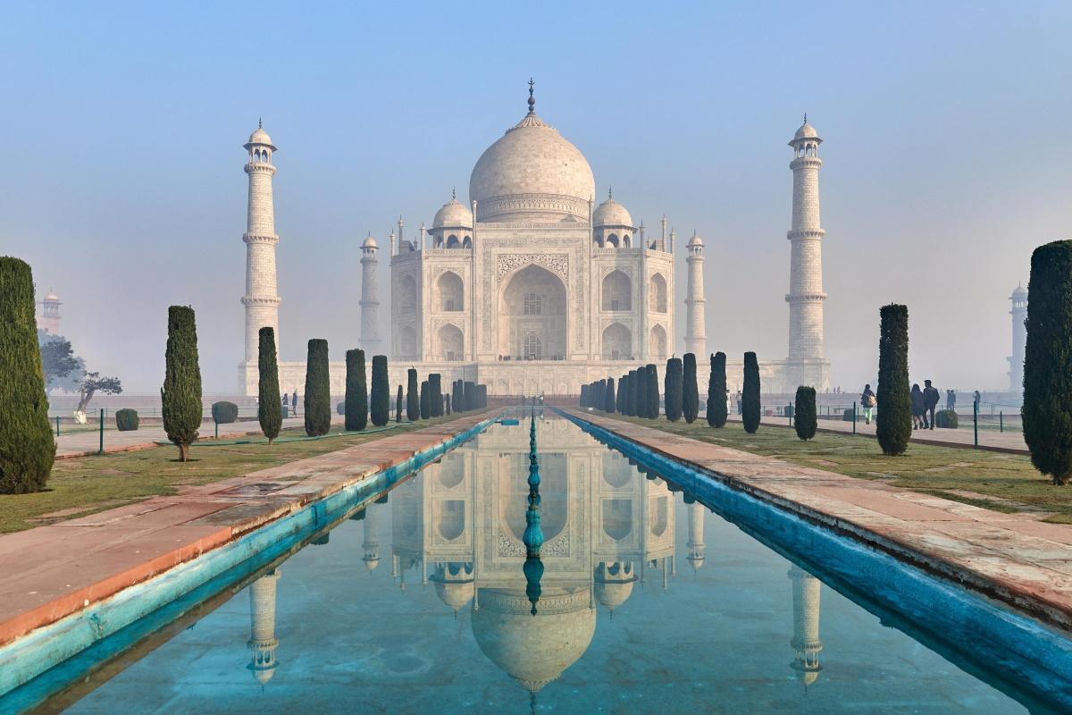 L'Inde : Une Odyssée Sensorielle et Chromatique L'Inde : Une Odyssée Sensorielle et Chromatique