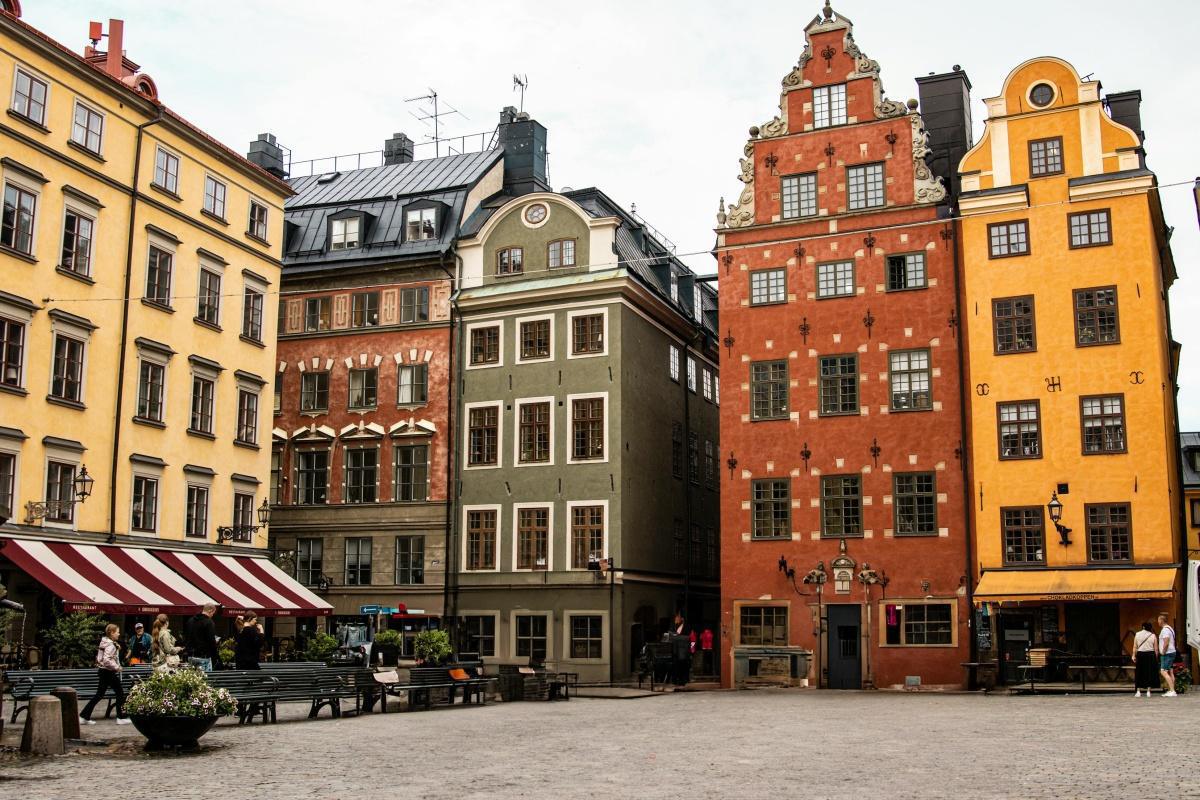 L'Europe : Une Mosaïque d'Histoire, de Lumière et d'Architecture