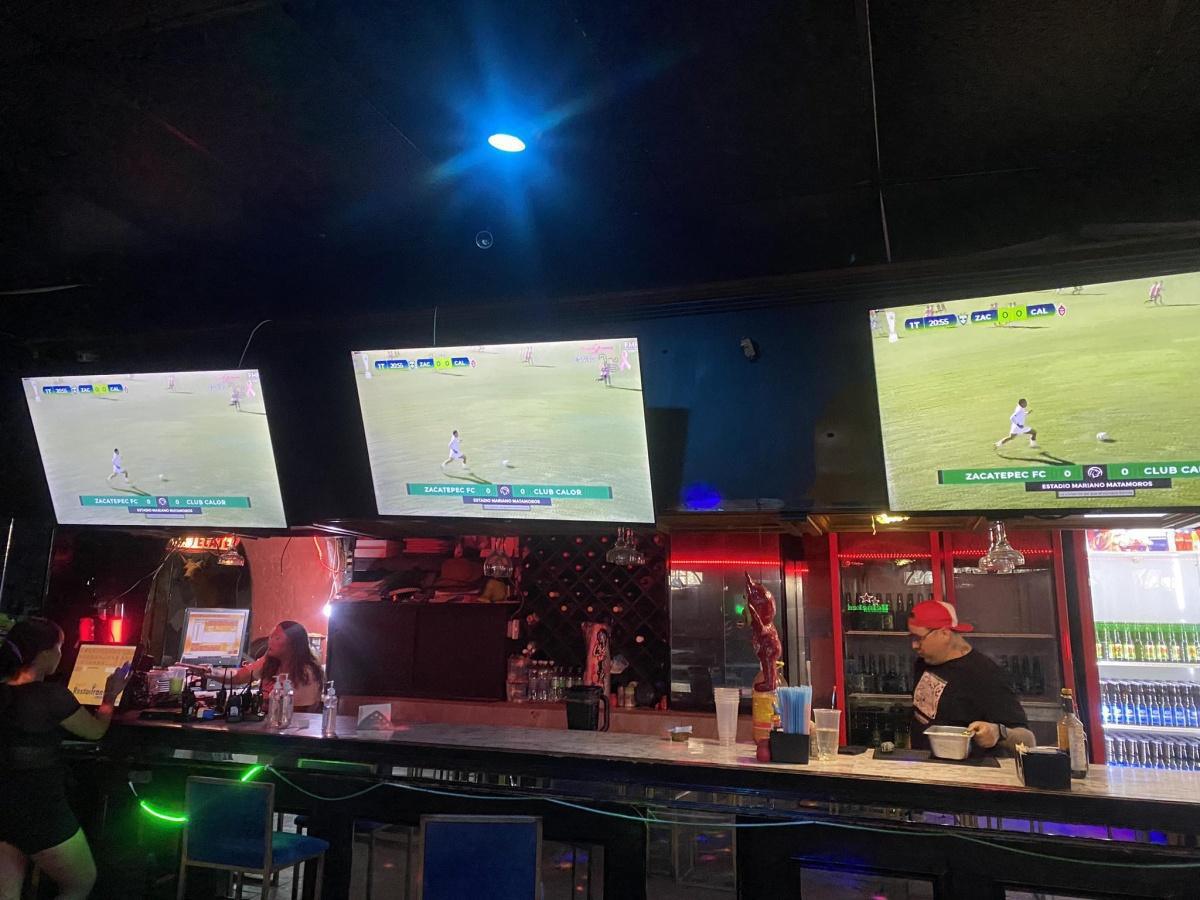 El Portal Sport Bar & Grill