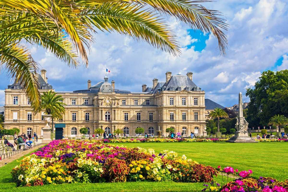 PARIS GREEN SPOTS