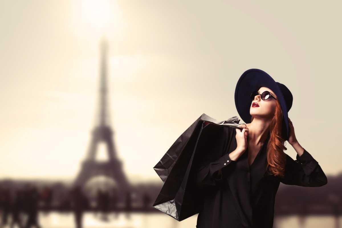 PARIS AT WORK