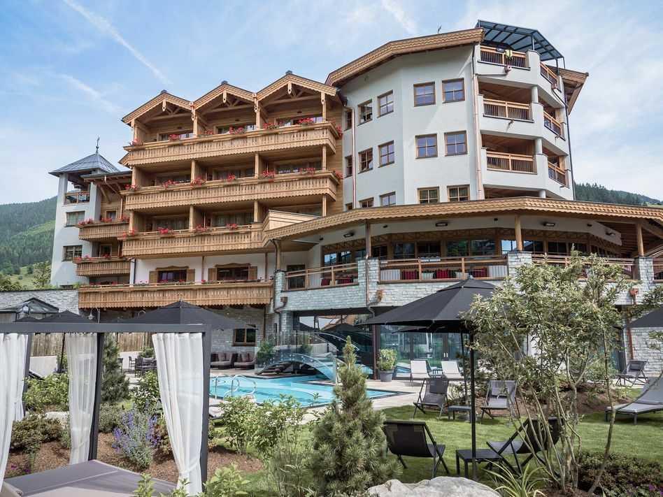 Der Unterschwarzachhof setzt neue Maßstäbe im alpinen Familienurlaub