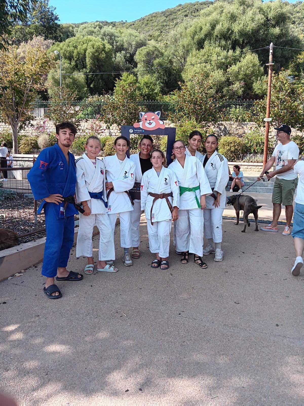 Associ in Festa : Ajaccio Judo sur le pont au Casone Associ in Festa : Ajaccio Judo sur le pont au Casone