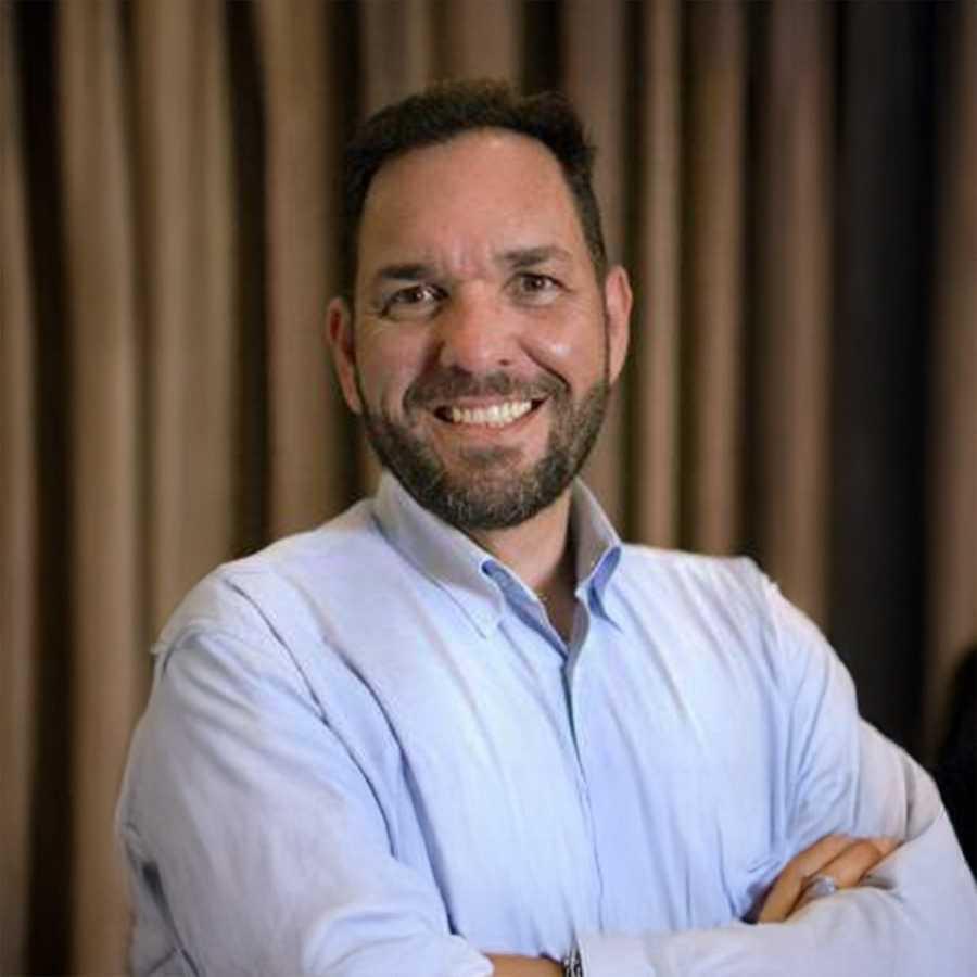 Víctor Fascina Víctor Fascina