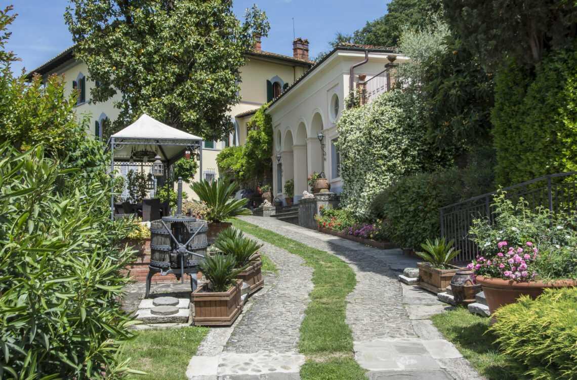 Villa Parri Charming Suites in Tuscany Villa Parri Charming Suites in Tuscany