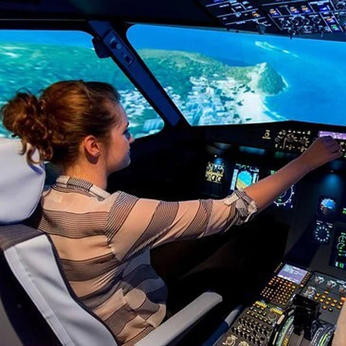 ✈️ Simulateur de vol à Rennes : pilotez un Airbus A320 avec un instructeur ✈️ Simulateur de vol à Rennes : pilotez un Airbus A320 avec un instructeur