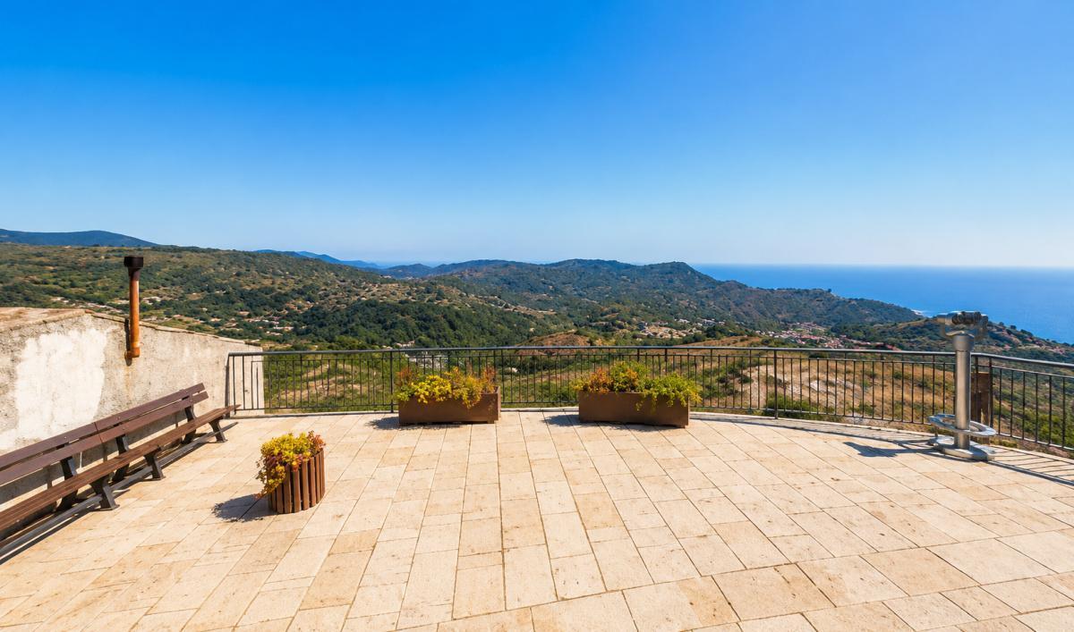 Punto Panoramico - Panoramic Viewpoint