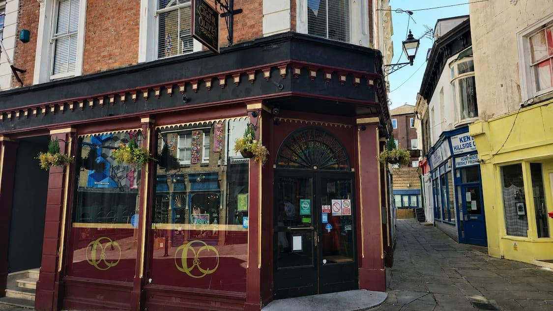 The Old Cigar & Olive Music Bar The Old Cigar & Olive Music Bar