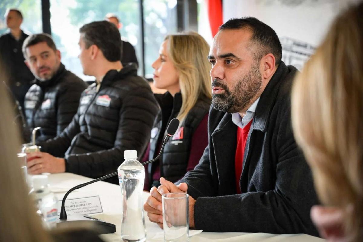 Paraguay acelera hacia la historia: avances clave del ueno Rally del Paraguay presentados ante el Presidente Santiago Peña Paraguay acelera hacia la historia: avances clave del ueno Rally del Paraguay presentados ante el Presidente Santiago Peña
