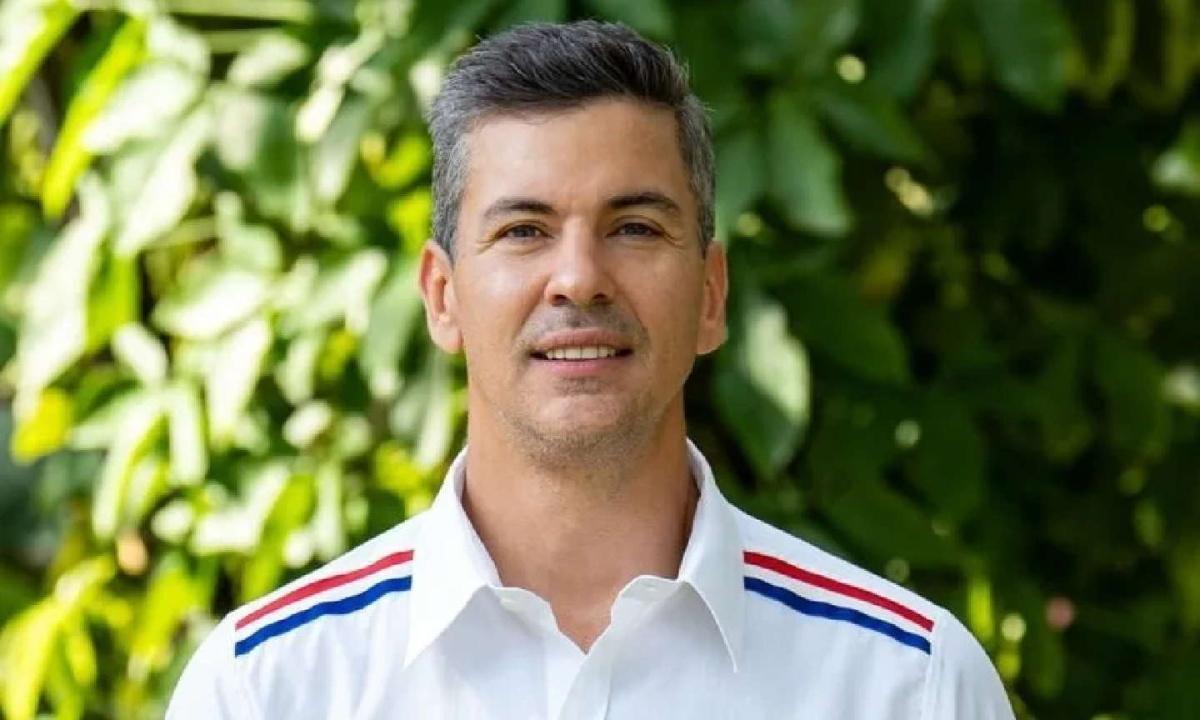 El Presidente Santiago Peña da la bienvenida al WRC ueno Rally del Paraguay 2026 en su Rally Guide