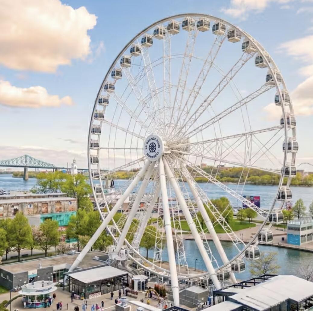 La Grande Roue de Montréal : 60 mètres au-dessus du Vieux-Port La Grande Roue de Montréal : 60 mètres au-dessus du Vieux-Port