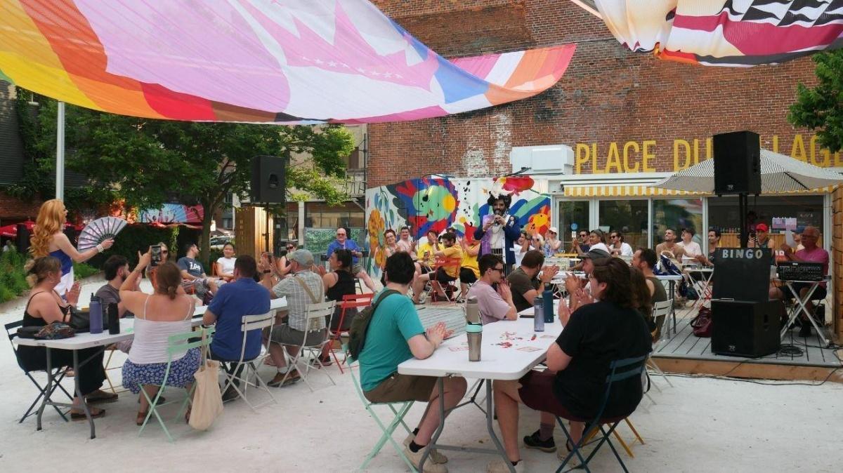 Bingo avec les Drags patronnesses à la place du Village Bingo avec les Drags patronnesses à la place du Village