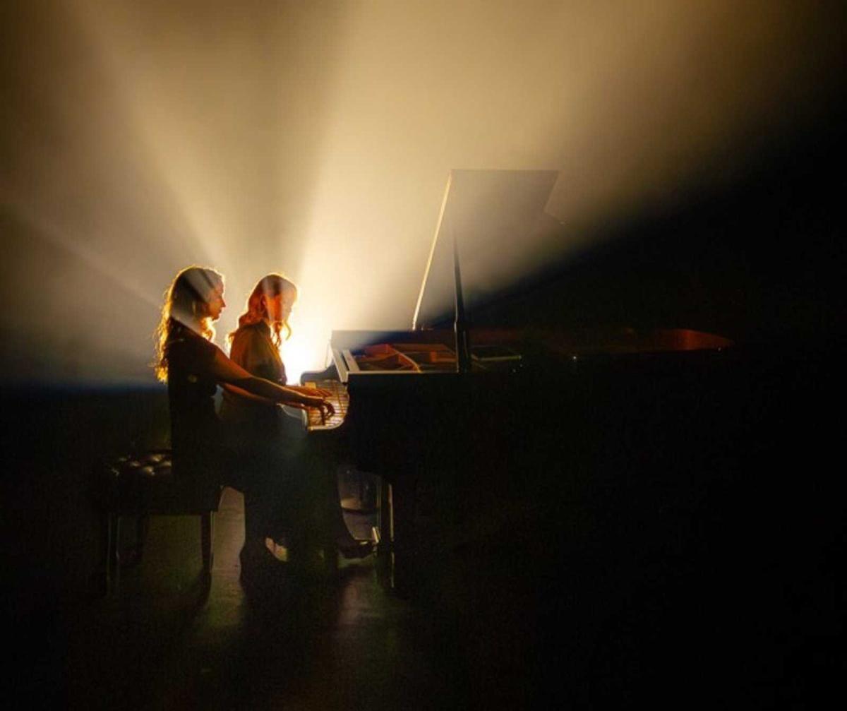 Harmonie des opposés du Duo Fortin Poirier à la maison de la culture Claude-Léveillée Harmonie des opposés du Duo Fortin Poirier à la maison de la culture Claude-Léveillée