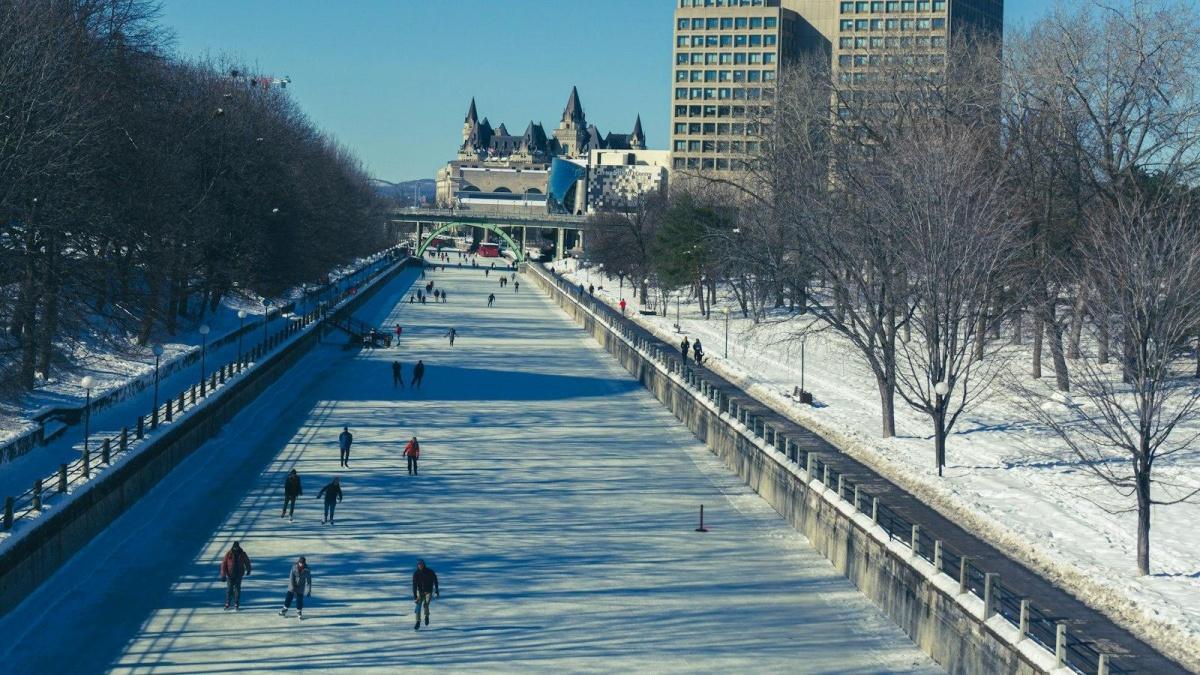 Où dormir pour le Bal de Neige 2027 à Ottawa ? Le guide depuis Montréal Où dormir pour le Bal de Neige 2027 à Ottawa ? Le guide depuis Montréal