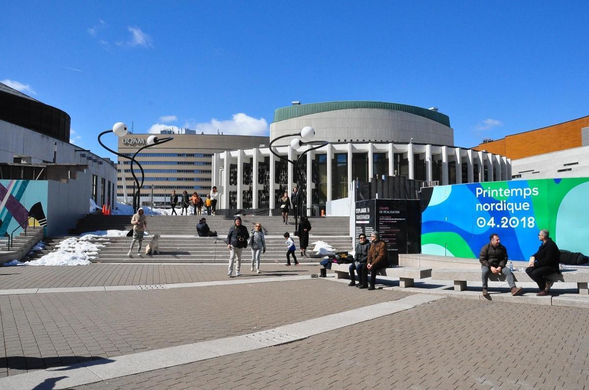 Audioguide : la Place des Arts Audioguide : la Place des Arts