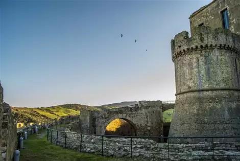 Castello Svevo Rocca Imperiale - Swabian Castle of Rocca Imperiale