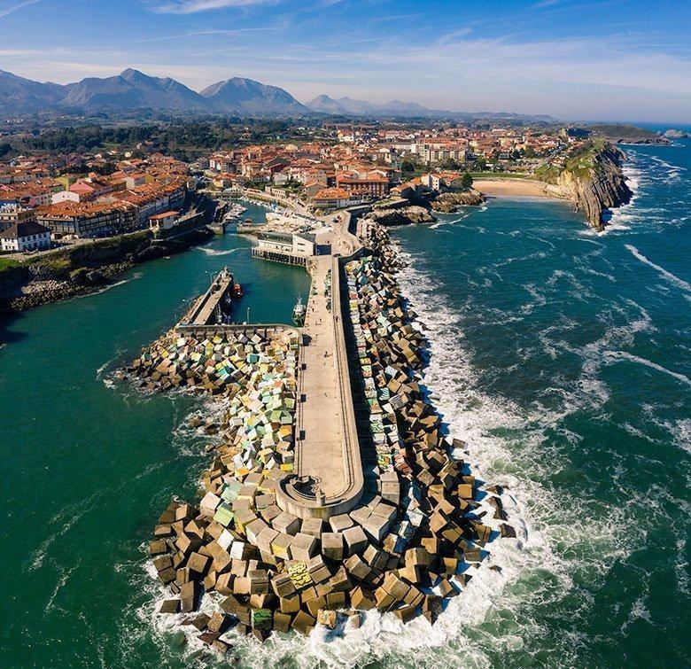 Llanes, el concejo asturiano con más de 30 playas y un casco histórico medieval que enamora Llanes, el concejo asturiano con más de 30 playas y un casco histórico medieval que enamora