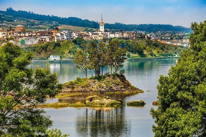 Las 10 cosas más interesantes que ver y hacer en la Comarca Oscos-Eo, en el occidente asturiano Las 10 cosas más interesantes que ver y hacer en la Comarca Oscos-Eo, en el occidente asturiano