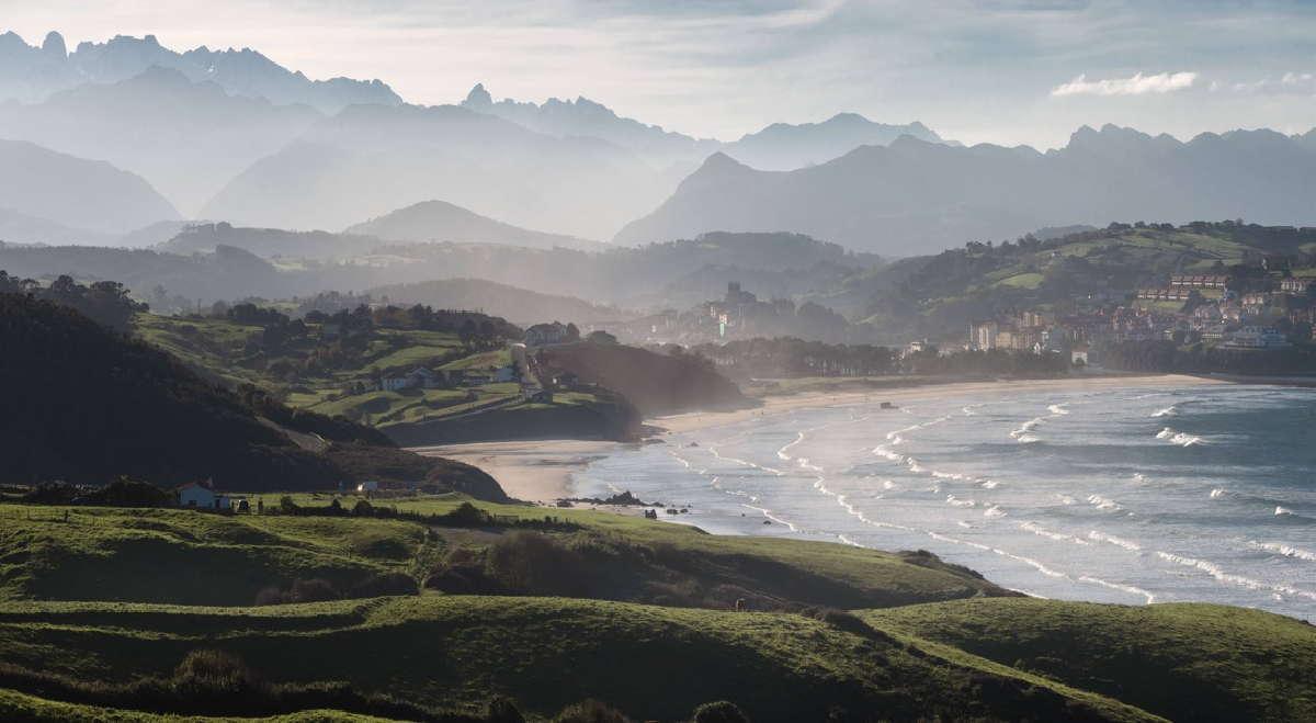 Cantabria celebra el Día del Surf: olas para todos los niveles en la cuna del surf español Cantabria celebra el Día del Surf: olas para todos los niveles en la cuna del surf español