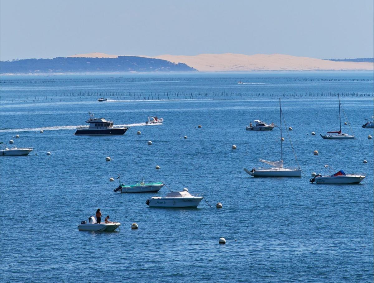 Cap-Ferret : une villa des années 1970 tournée vers le bassin d'Arcachon Cap-Ferret : une villa des années 1970 tournée vers le bassin d'Arcachon