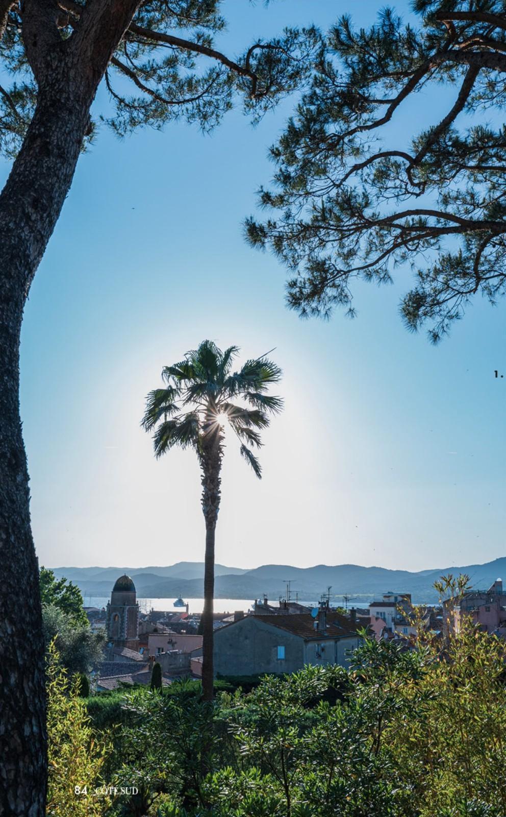 Émulation des sens : les tables et lieux de fête de Saint-Tropez Émulation des sens : les tables et lieux de fête de Saint-Tropez