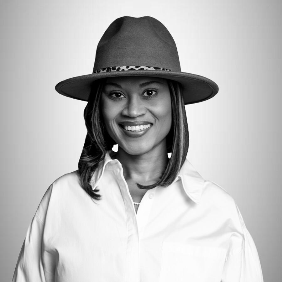 Yaisa Hallback, Pastor Yaisa Hallback, Pastor