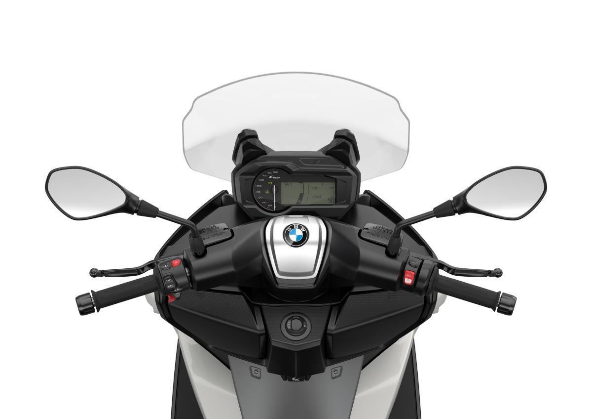 BMW Motorrad presenta los nuevos BMW C 400 X y C 400 GT