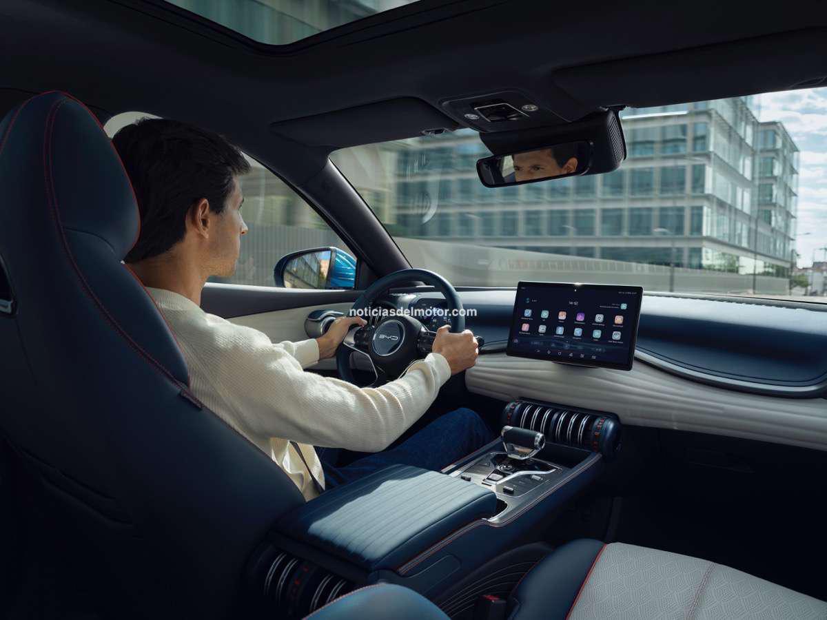 EL BYD ATTO 3 100% ELÉCTRICO AHORA DESDE 27.780 € CON 204 CV Y HASTA 565 KM DE AUTONOMÍA