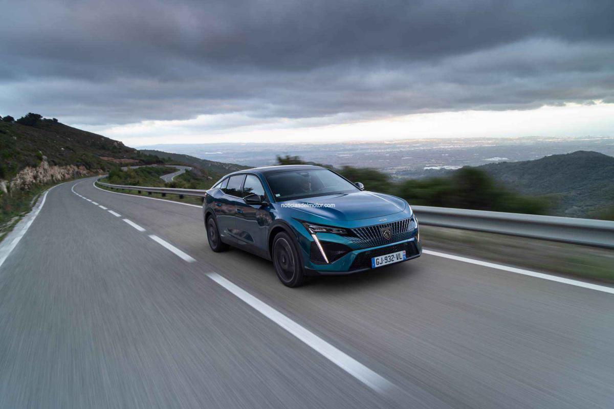 EL PEUGEOT 408 INCORPORA LA TECNOLOGÍA HYBRID A SU GAMA