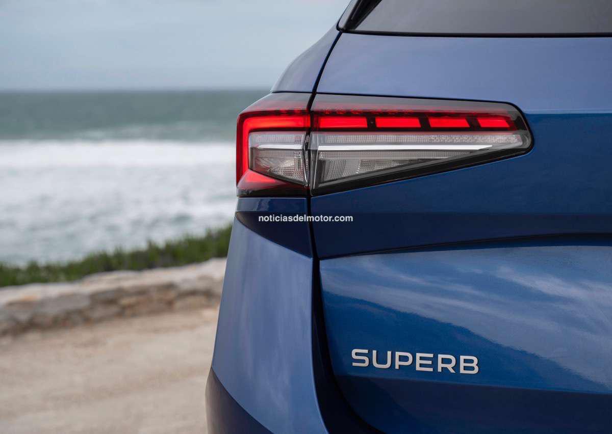 EL NUEVO ŠKODA SUPERB COMBI FAMILIAR: MÁS ESPACIO, CONFORT, EFICIENCIA Y SEGURIDAD