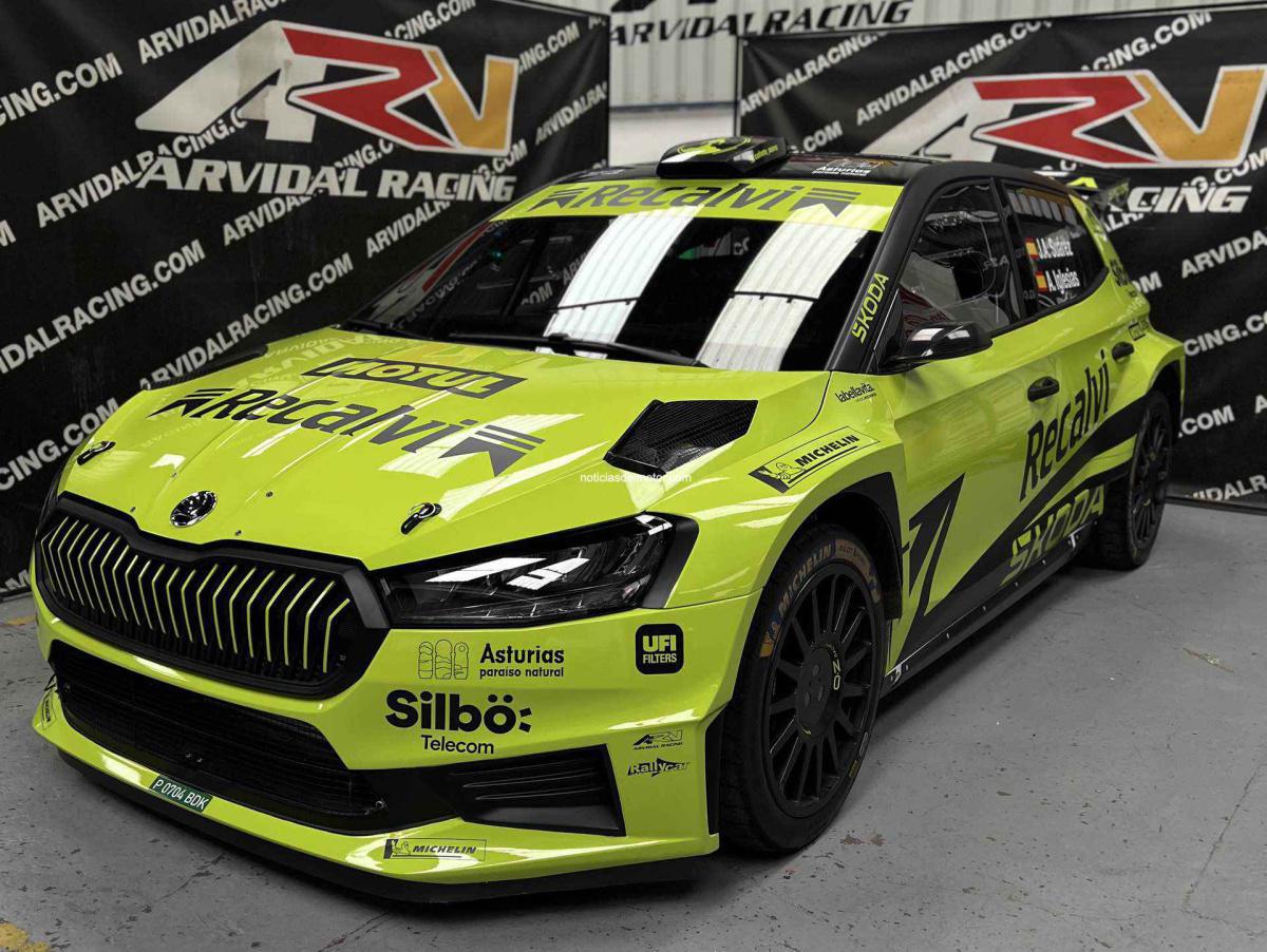 JOSÉ ANTONIO “COHETE” SUÁREZ Y ALBERTO IGLESIAS PIN ESTRENAN NUEVA UNIDAD DEL FABIA RS EN EL RALLY SIERRA MORENA