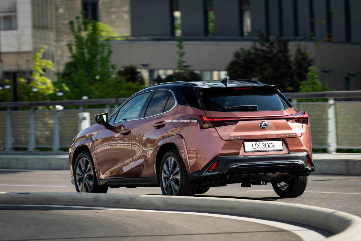 NUEVO LEXUS UX 300h: MÁS POTENCIA TOTAL Y MAYOR CONFORT AL VOLANTE NUEVO LEXUS UX 300h: MÁS POTENCIA TOTAL Y MAYOR CONFORT AL VOLANTE