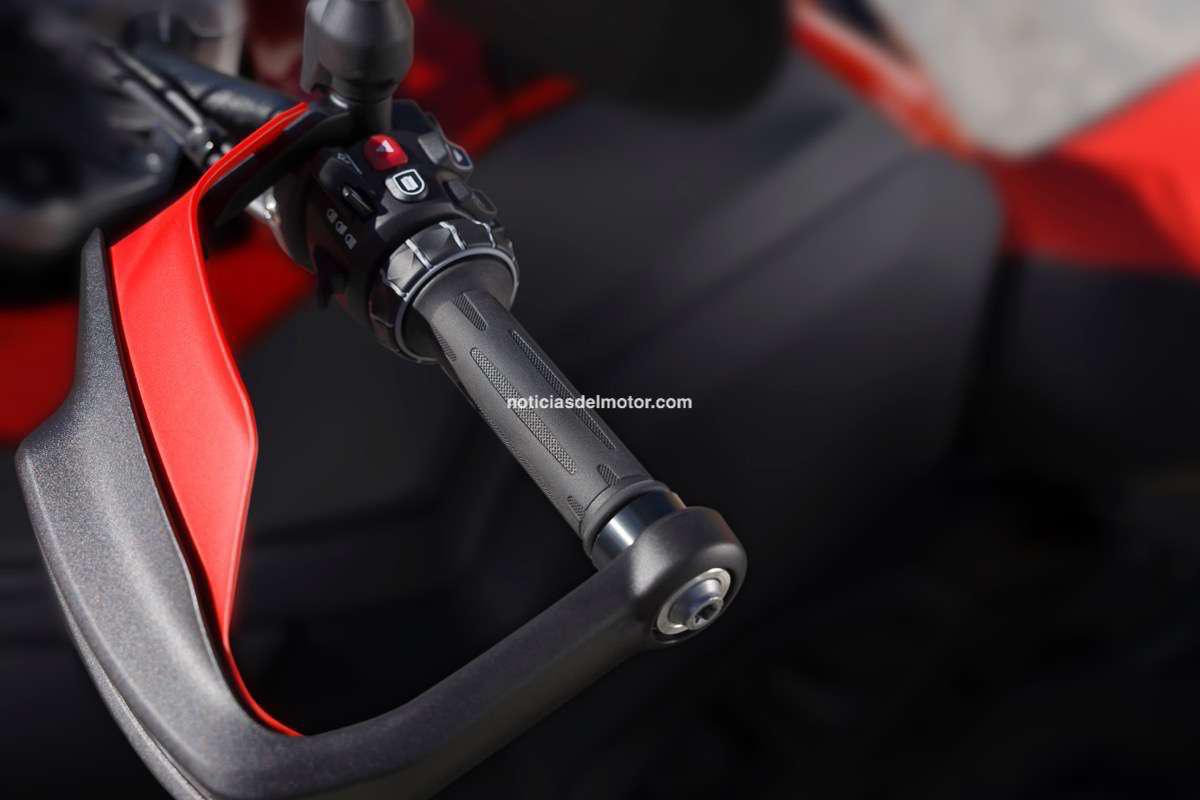 BMW Motorrad presenta el asistente de cambio automatizado (ASA) BMW Motorrad presenta el asistente de cambio automatizado (ASA)