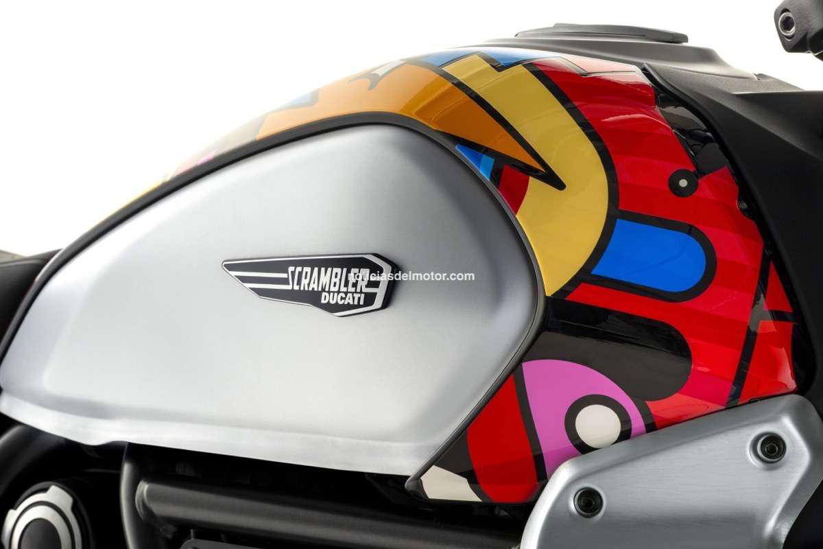 Scrambler Ducati presenta el kit de cubiertas de edición limitada para la versión Icon y la colección cápsula de ropa en colaboración con Van Orton