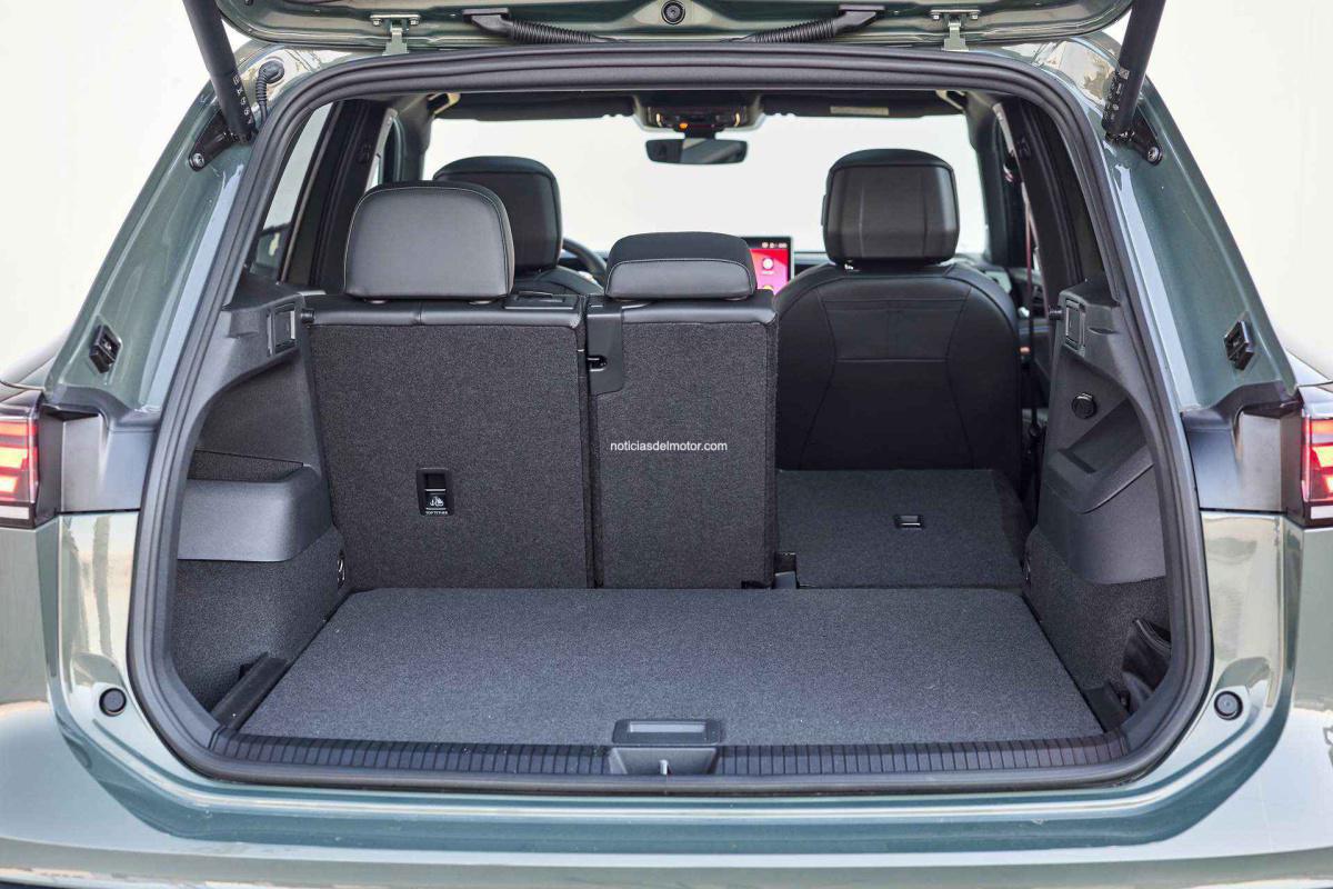 VOLKSWAGEN PRESENTA UNA TERCERA GENERACIÓN COMPLETAMENTE RENOVADA DEL TIGUAN VOLKSWAGEN PRESENTA UNA TERCERA GENERACIÓN COMPLETAMENTE RENOVADA DEL TIGUAN