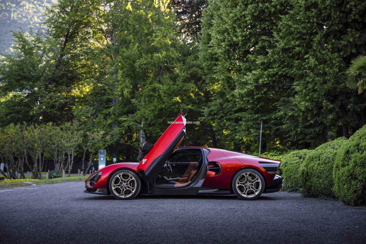 EL NUEVO ALFA ROMEO 33 STRADALE TRIUNFA EN EL "CONCORSO DI ELEGANZA DI VILLA D'ESTE" EL NUEVO ALFA ROMEO 33 STRADALE TRIUNFA EN EL "CONCORSO DI ELEGANZA DI VILLA D'ESTE"