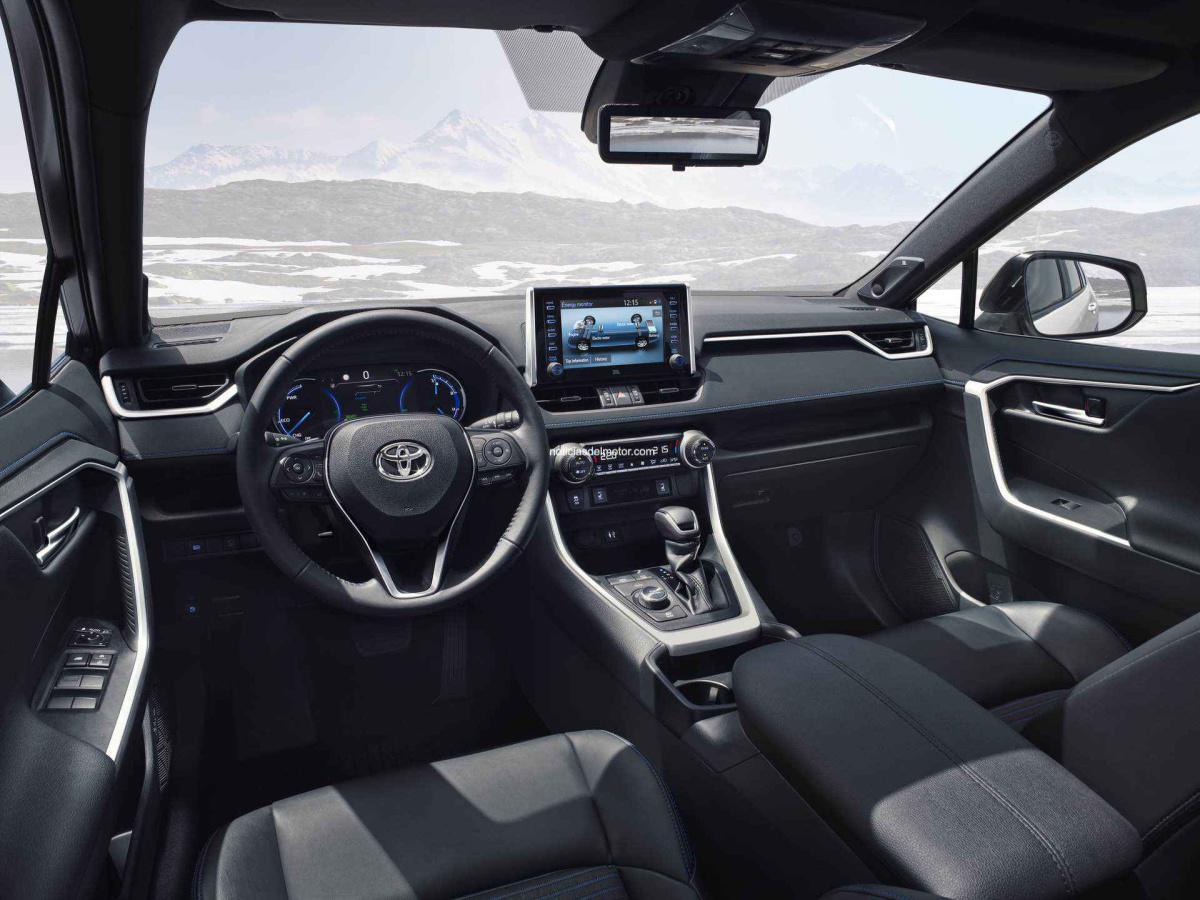 TOYOTA RAV4 CELEBRA 30 AÑOS SIENDO LA REFERENCIA DEL SEGMENTO SUV TOYOTA RAV4 CELEBRA 30 AÑOS SIENDO LA REFERENCIA DEL SEGMENTO SUV
