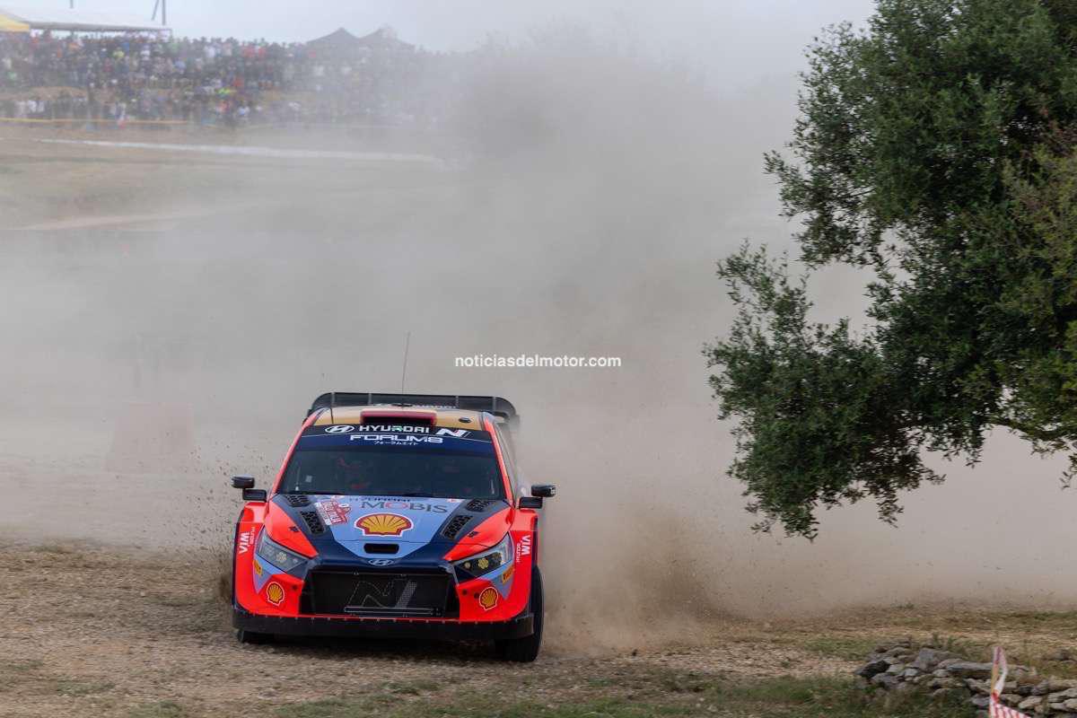  Hyundai Motorsport en plazas de podio en el Rally de Italia-Cerdeña 