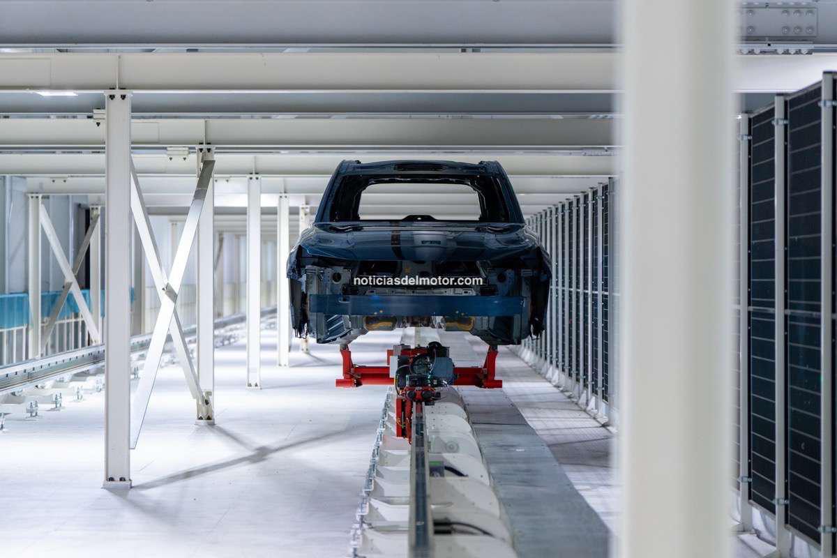 VOLVO CARS EMPIEZA A FABRICAR EL SUV EX90 TOTALMENTE ELÉCTRICO VOLVO CARS EMPIEZA A FABRICAR EL SUV EX90 TOTALMENTE ELÉCTRICO