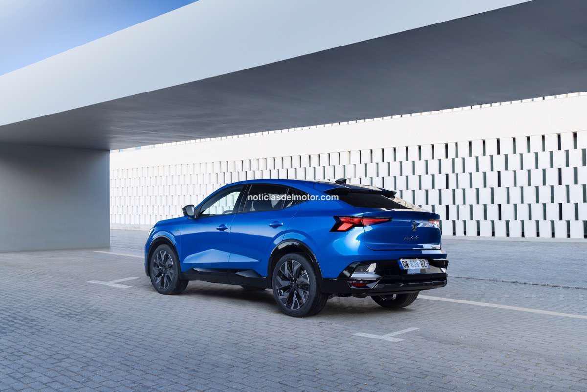 RENAULT RAFALE: UN VIAJE A LA CUMBRE DEL PLACER DE CONDUCIR RENAULT RAFALE: UN VIAJE A LA CUMBRE DEL PLACER DE CONDUCIR