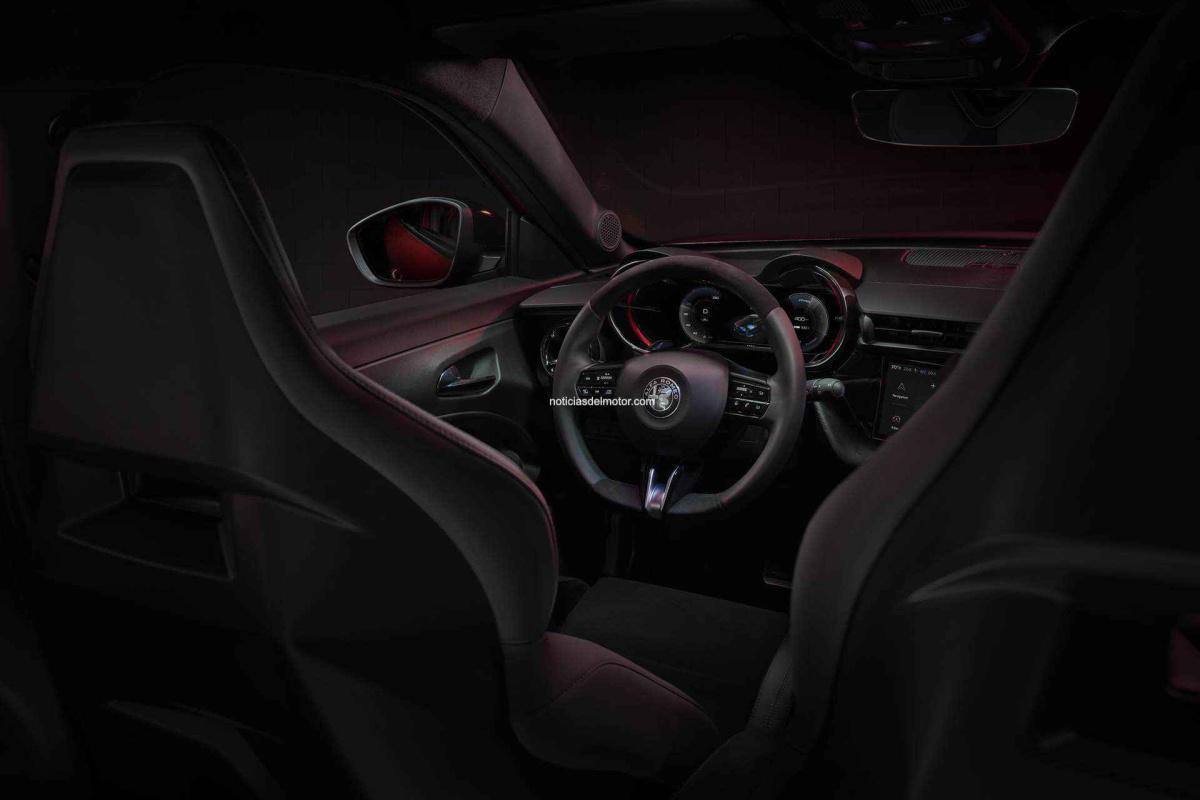 EL ALFA ROMEO JUNIOR LANZA COMERCIALMENTE SUS VERSIONES IBRIDA EN ESPAÑA EL ALFA ROMEO JUNIOR LANZA COMERCIALMENTE SUS VERSIONES IBRIDA EN ESPAÑA