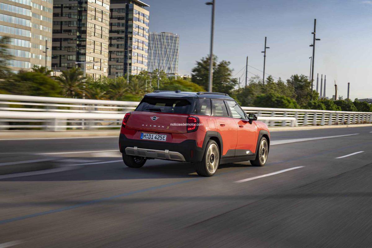 EL NUEVO MINI ACEMAN SE EN ACABADO FAVOURED: POTENTE CROSSOVER CON PROPULSIÓN TOTALMENTE ELÉCTRICA EL NUEVO MINI ACEMAN SE EN ACABADO FAVOURED: POTENTE CROSSOVER CON PROPULSIÓN TOTALMENTE ELÉCTRICA