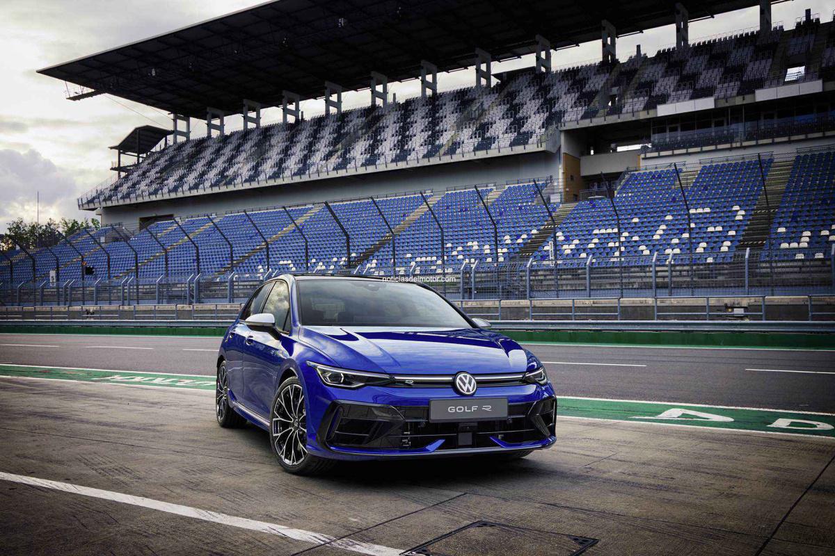 ESTRENO MUNDIAL DEL GOLF MÁS POTENTE: LANZAMIENTO DE LOS NUEVOS R Y R VARIANT CON 245 KW (333 CV) ESTRENO MUNDIAL DEL GOLF MÁS POTENTE: LANZAMIENTO DE LOS NUEVOS R Y R VARIANT CON 245 KW (333 CV)