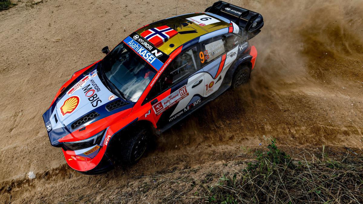 Un Rovanperä al ataque lidera el sábado en Polonia Un Rovanperä al ataque lidera el sábado en Polonia