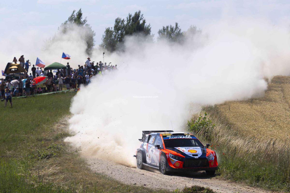 Rally de Polonia: Neuville gana el Power Stage y sigue líder del Campeonato Rally de Polonia: Neuville gana el Power Stage y sigue líder del Campeonato
