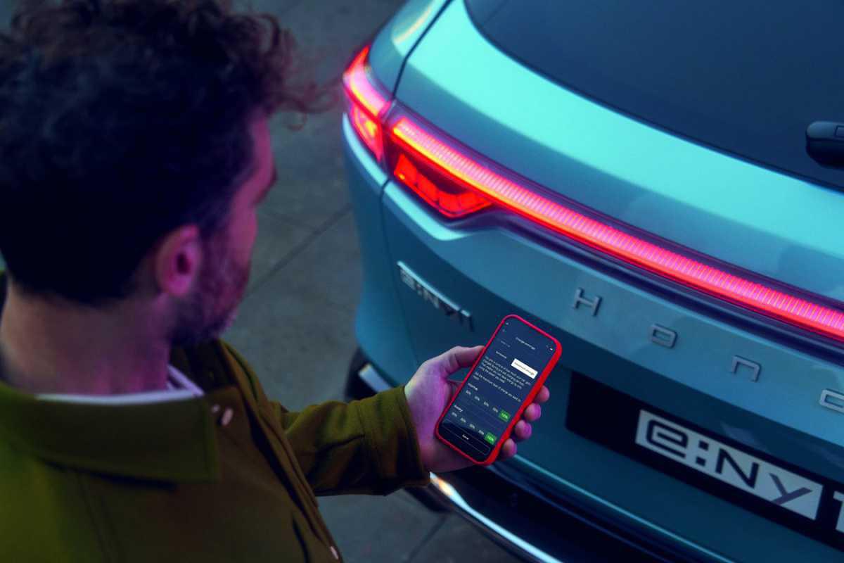 LA APLICACIÓN MY HONDA+ SIMPLIFICA SUS OPCIONES DE SUSCRIPCIÓN Y AMPLÍA SU COBERTURA A TODA LA GAMA HÍBRIDA Y ELÉCTRICA LA APLICACIÓN MY HONDA+ SIMPLIFICA SUS OPCIONES DE SUSCRIPCIÓN Y AMPLÍA SU COBERTURA A TODA LA GAMA HÍBRIDA Y ELÉCTRICA