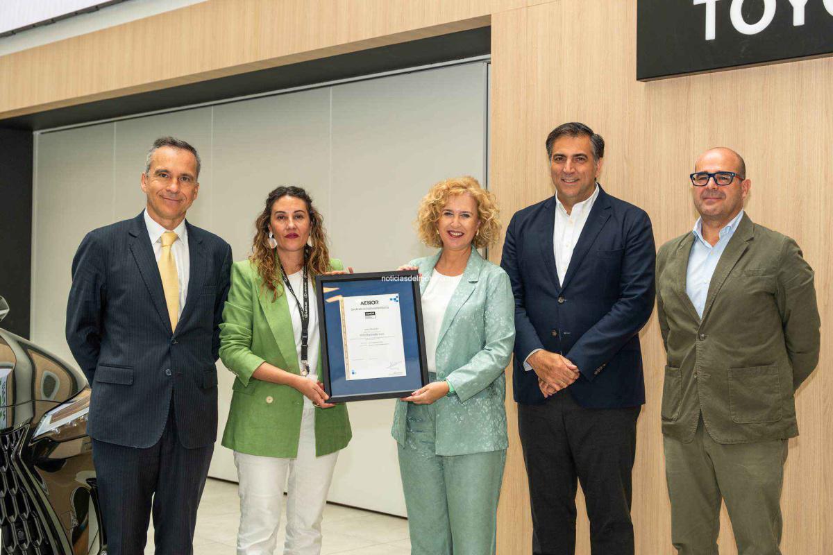 TOYOTA ESPAÑA, LA PRIMERA MARCA DEL SECTOR DE AUTOMOCIÓN EN CERTIFICAR SU AUDITORÍA RETRIBUTIVA CON AENOR TOYOTA ESPAÑA, LA PRIMERA MARCA DEL SECTOR DE AUTOMOCIÓN EN CERTIFICAR SU AUDITORÍA RETRIBUTIVA CON AENOR