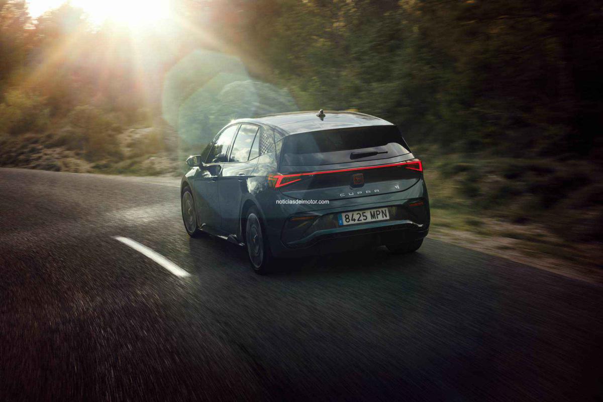 EL NUEVO CUPRA BORN VZ YA ACEPTA PEDIDOS. MÁXIMA DEPORTIVIDAD Y EFICIENCIA ELÉCTRICA EL NUEVO CUPRA BORN VZ YA ACEPTA PEDIDOS. MÁXIMA DEPORTIVIDAD Y EFICIENCIA ELÉCTRICA